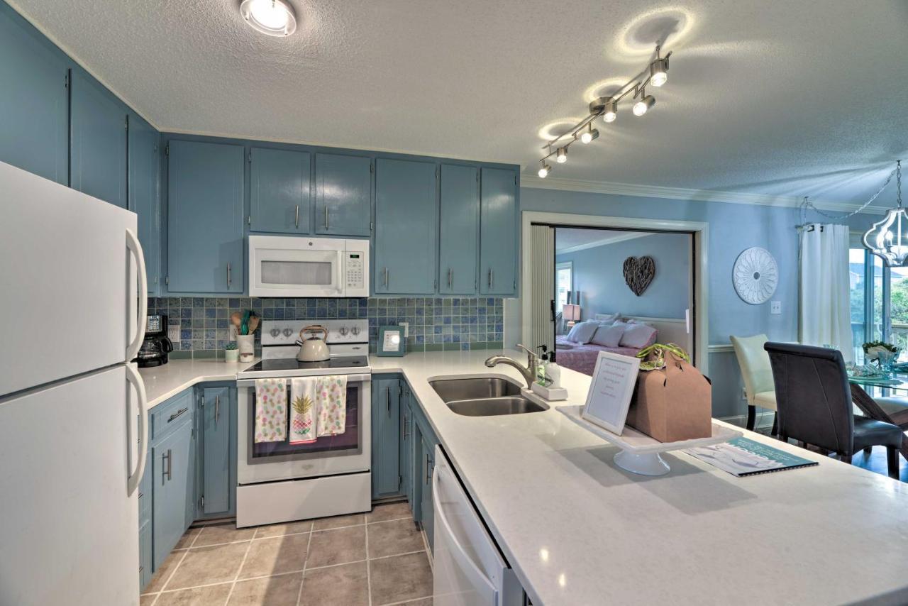 Bright Emerald Isle Condo With Private Beach Access! Bagian luar foto