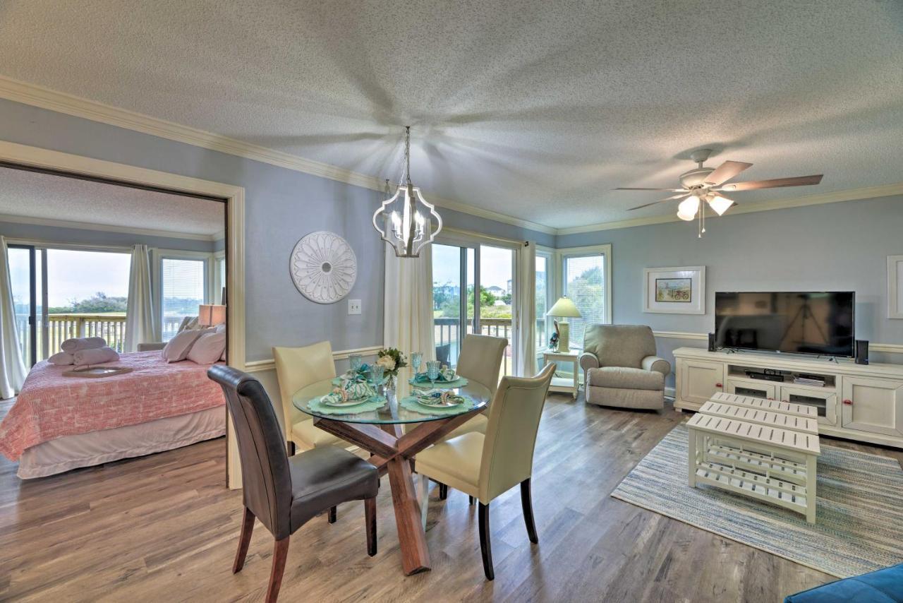 Bright Emerald Isle Condo With Private Beach Access! Bagian luar foto