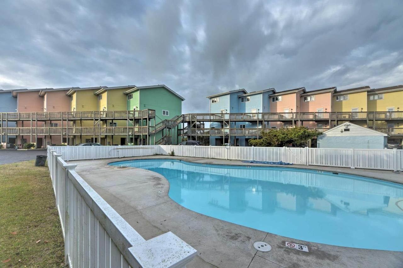 Bright Emerald Isle Condo With Private Beach Access! Bagian luar foto